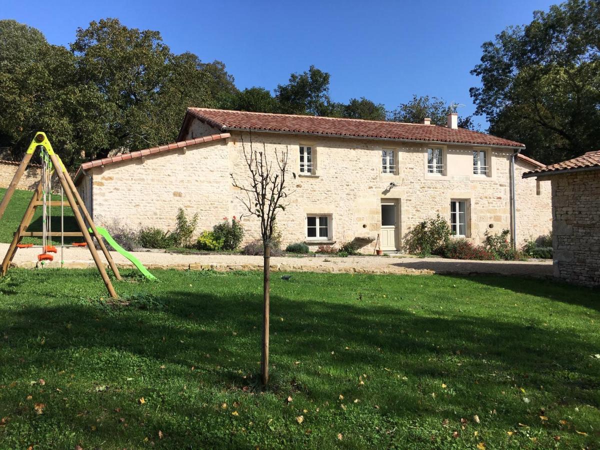 Gites Les Demeures De Valette Azay-le-Brule Exterior photo
